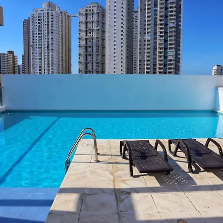 Apartamento Piscina, Playa Y Cerca Centro Historico