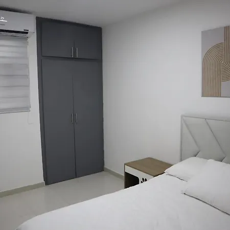 Apartamento Piscina, Playa Y Cerca Centro Historico