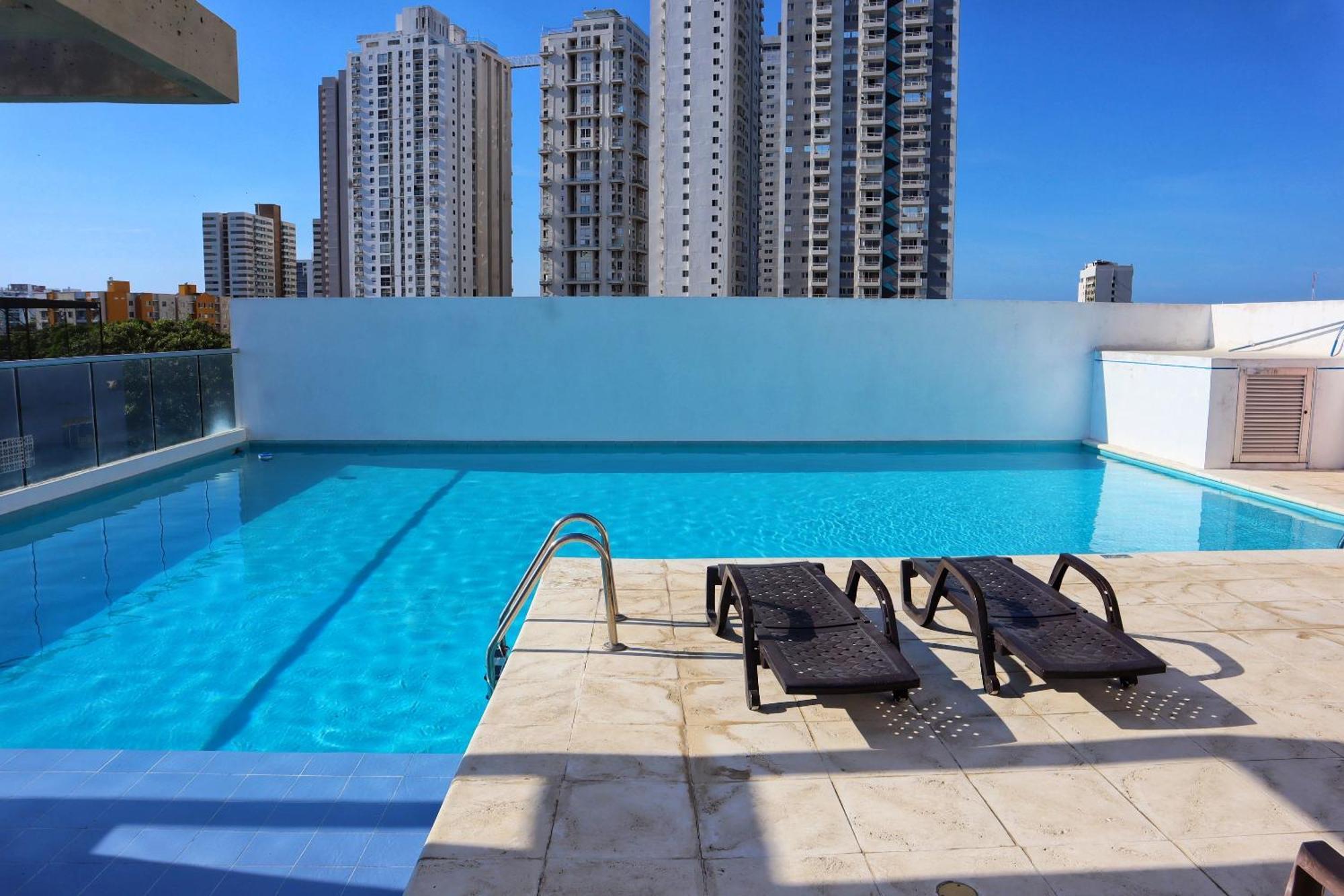 Apartamento Piscina, Playa Y Cerca Centro Historico